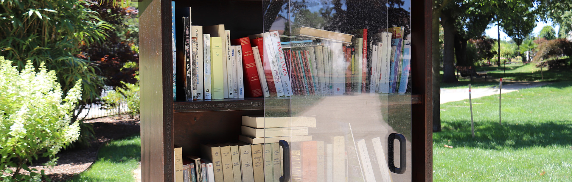Boîtes à livres - Saint-Médard-en-Jalles